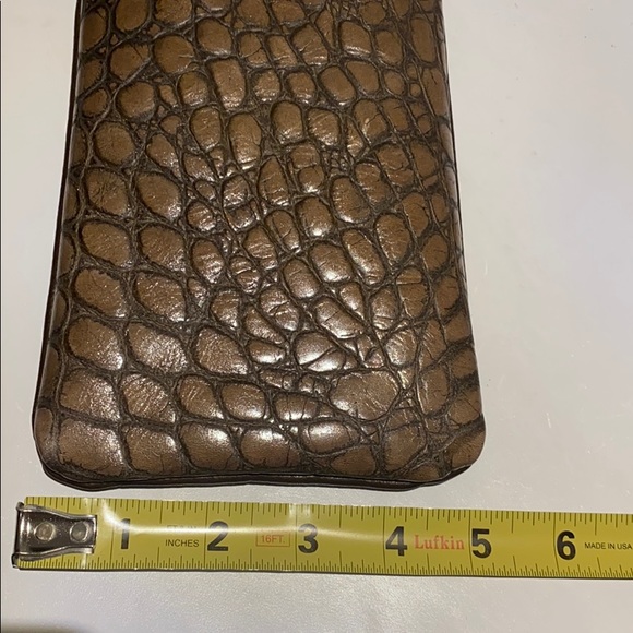 🌸Host Pick🌸New Leather crossbody/pouch - Picture 9 of 12